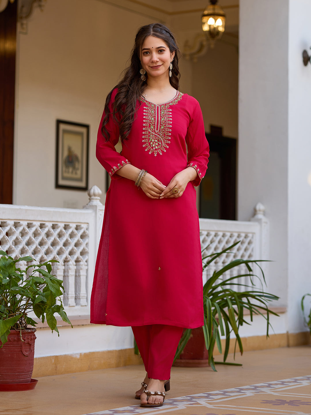 Stylish Embroidered Chanderi Ensemble with Flowy Organza Dupatta