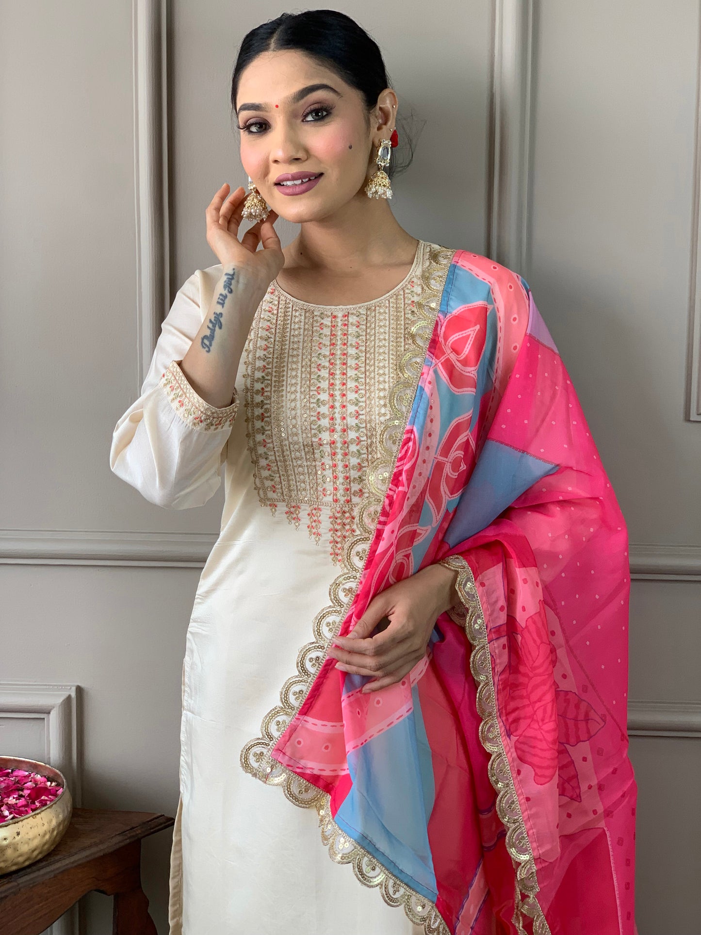 Women’s Viscose Chanderi Kurti Set with Embroidered Nylon Taby Dupatta & Pant – Designer Round Neck, Knee Length