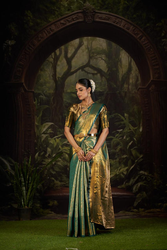 Latest Designer Kanjivaram Silk Saree for Women with Rich Zari Border & Pallu | Premium Ethnic Wear with Unstitched Blouse | Perfect for Wedding & Party Look