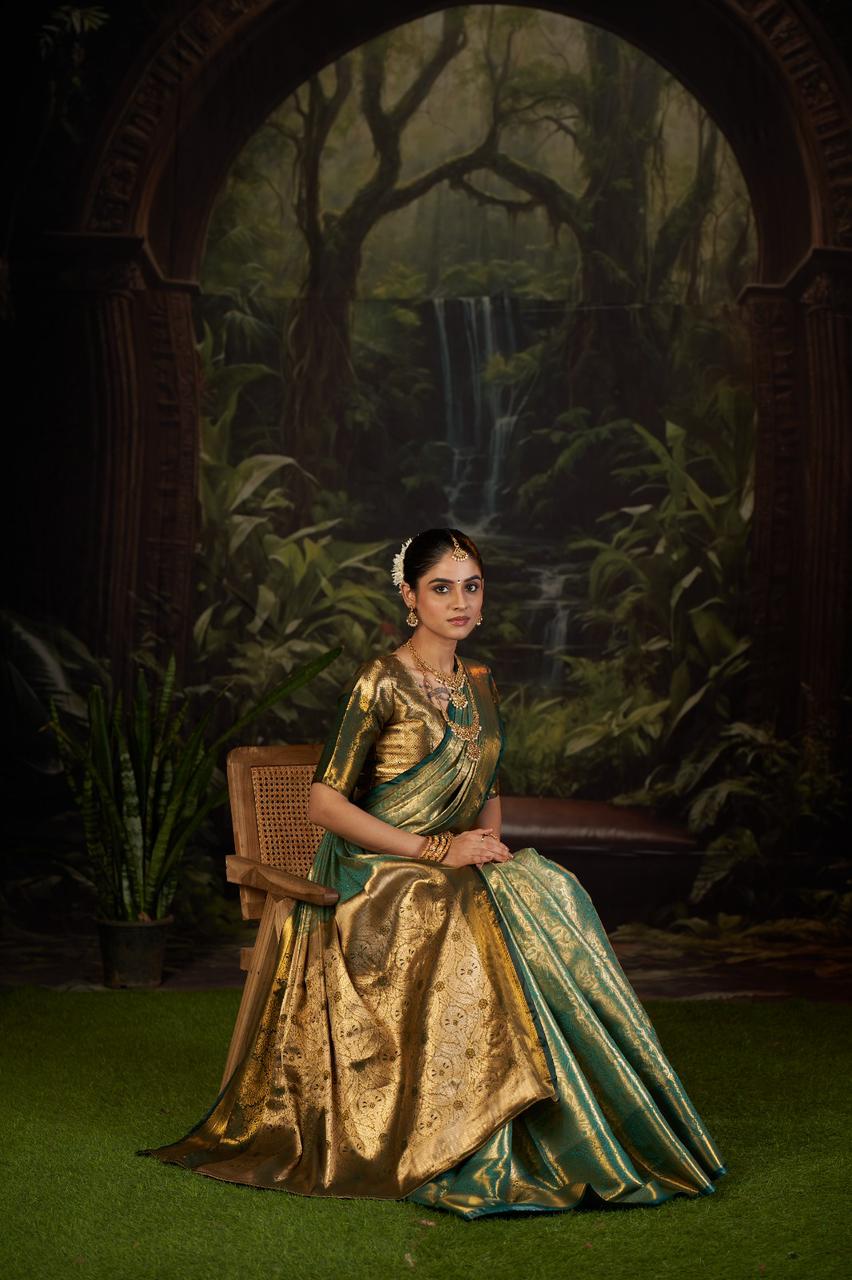 Latest Designer Kanjivaram Silk Saree for Women with Rich Zari Border & Pallu | Premium Ethnic Wear with Unstitched Blouse | Perfect for Wedding & Party Look