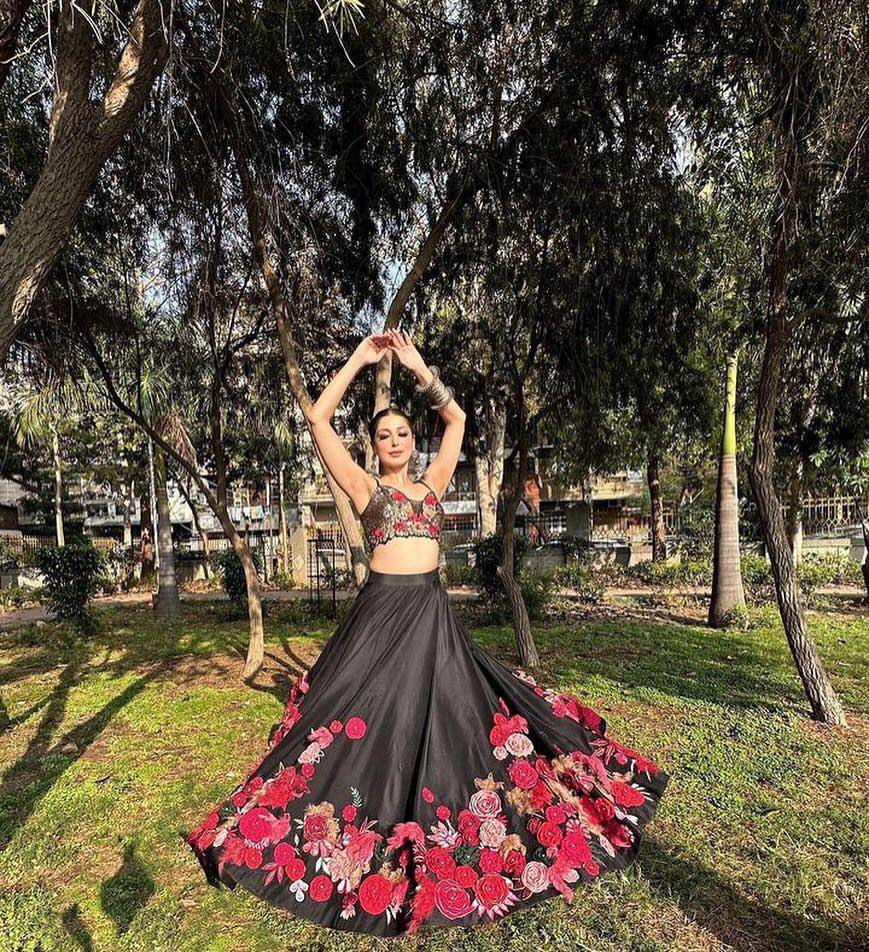 Stylish Georgette Thread Sequence Lehenga Choli For Navrati Special