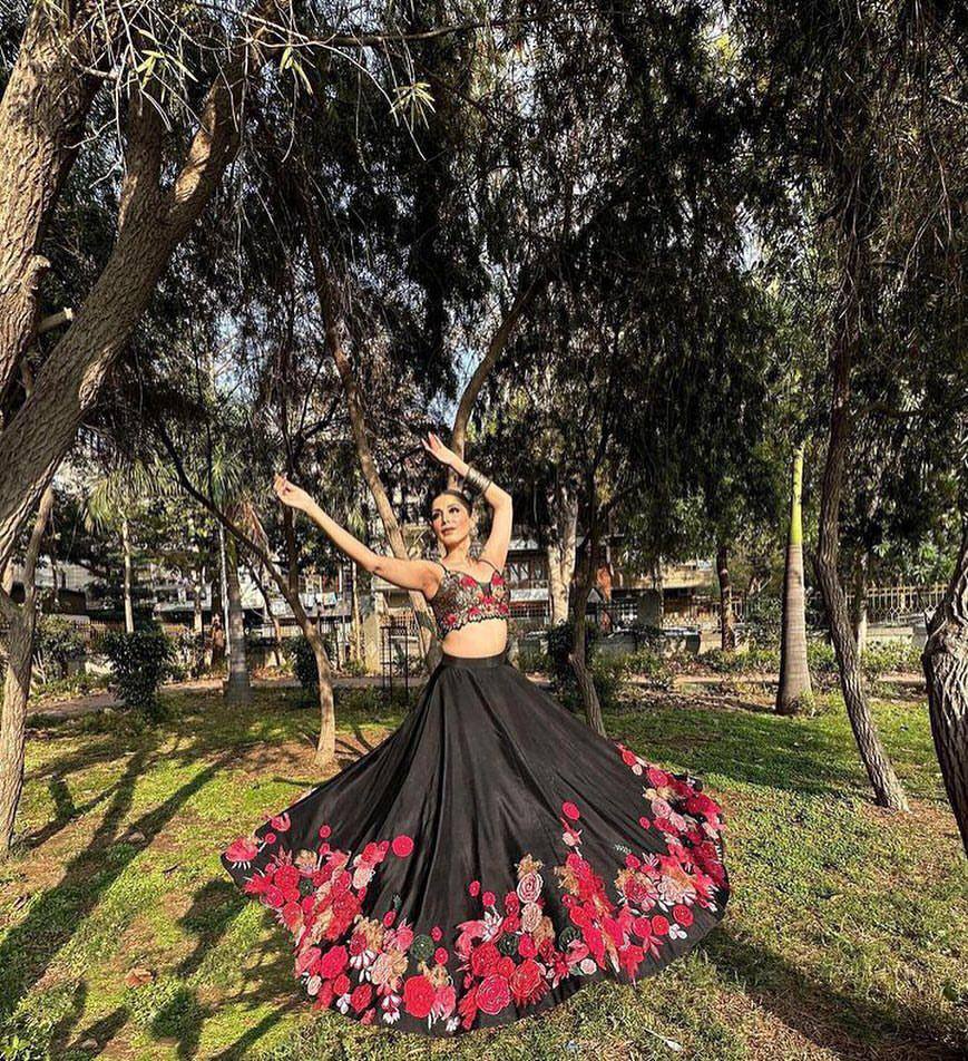 Stylish Georgette Thread Sequence Lehenga Choli For Navrati Special