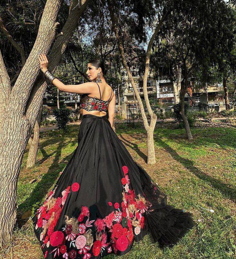 Stylish Georgette Thread Sequence Lehenga Choli For Navrati Special