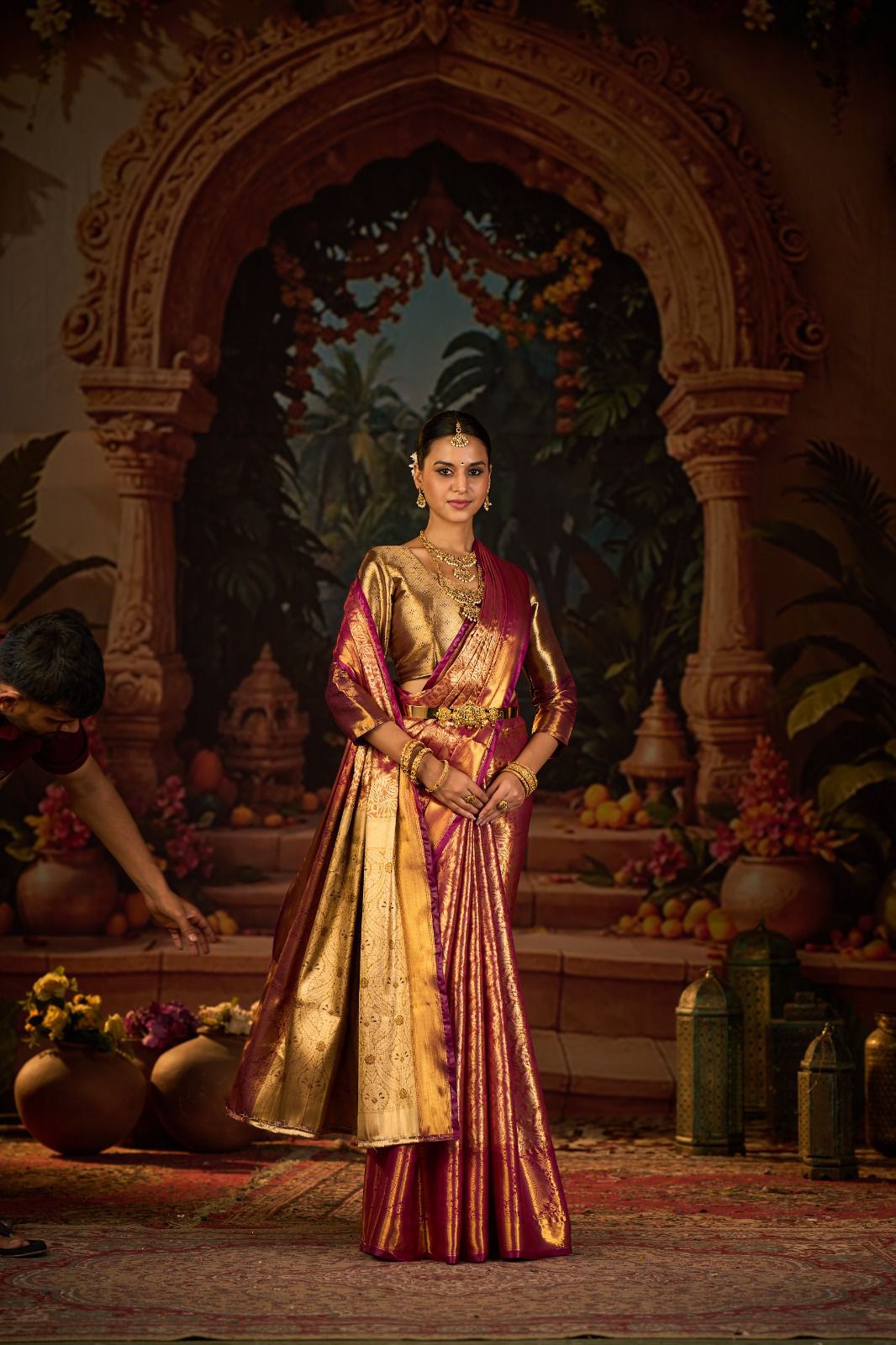 Hot Selling Kanjivaram Silk Saree with Latest Zari Work | Saree with Contrast Blouse Piece | Ideal for Engagements, Puja, and Party Wear