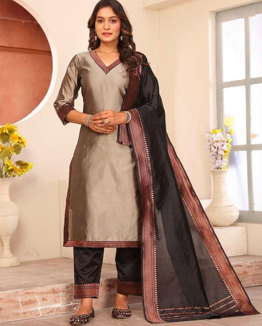 Premium Lichi Silk Kurti Pant Set with Jacquard Print & Matching Dupatta – Festive Wear